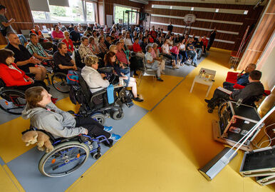 Host pod Parapletem - Marek Eben