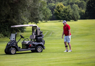 Golf pro Paraple vynesl rekordní částku 1 402 000 Kč