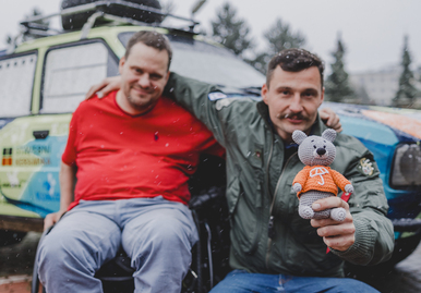 Přípravy na Dakar a parťák medvídek Knírek
